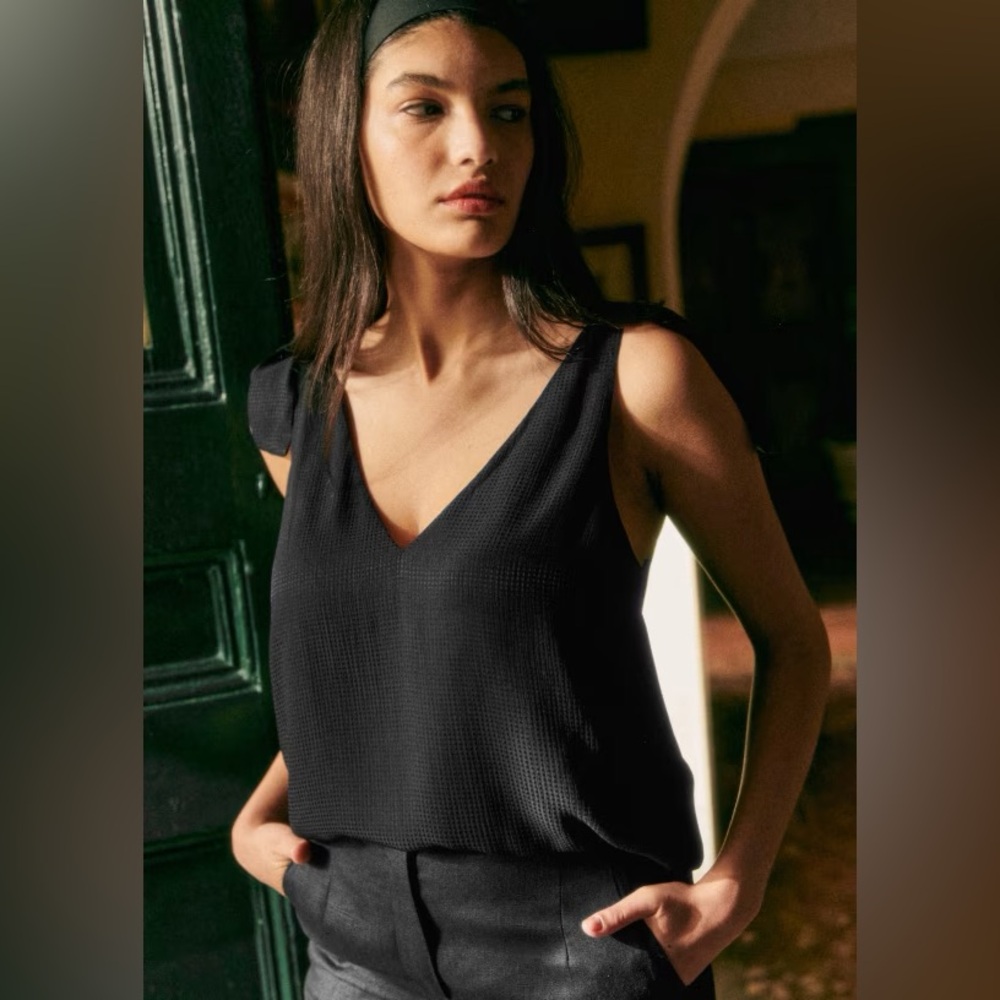 Sezane Black Silk V‑Neck Tank Top